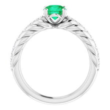 Charger l'image dans la galerie, Bague en argent sterling émeraude et diamant 1/8 CTW
