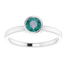 Charger l'image dans la galerie, Sterling Silver Imitation Alexandrite Ring

