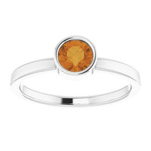 Charger l'image dans la galerie, Sterling Silver Imitation Citrine Ring
