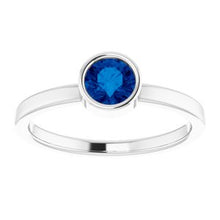Charger l'image dans la galerie, Sterling Silver Imitation Blue Sapphire Ring

