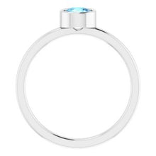 Charger l'image dans la galerie, Sterling Silver Imitation Aquamarine Ring
