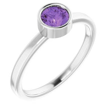 Charger l'image dans la galerie, Sterling Silver Imitation Amethyst Ring
