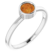 Charger l'image dans la galerie, Sterling Silver Imitation Citrine Ring
