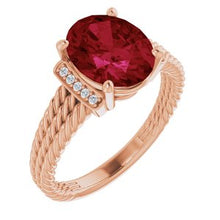 Charger l&#39;image dans la galerie, Bague en or 14 carats Chatham¬Æ rubis créé et diamant 0,04 CTW
