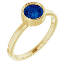 Load image into Gallery viewer, 14K Yellow Blue Sapphire Ring
