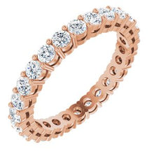Charger l&#39;image dans la galerie, 14K Rose 1 1/2 CTW Diamond Eternity Band Taille 7,5
