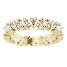 Charger l&#39;image dans la galerie, 14K Jaune 9/10 CTW Diamond Cluster Eternity Band Taille 5.5
