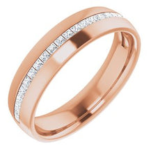 Charger l&#39;image dans la galerie, 14K Rose 5/8 CTW Diamond Band
