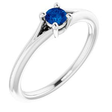 Charger l'image dans la galerie, Sterling Silver Imitation Blue Sapphire Youth Solitaire Ring
