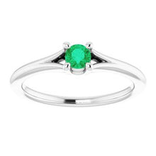 Load image into Gallery viewer, Youth Solitaire Ring  
