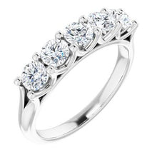 Charger l&#39;image dans la galerie, 14K White 1 CTW Diamond Anniversary Band
