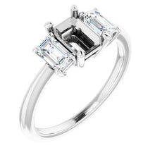 Charger l&#39;image dans la galerie, Three-Stone Engagement Ring
