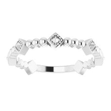 Charger l'image dans la galerie, Stackable Pyramid Ring  
