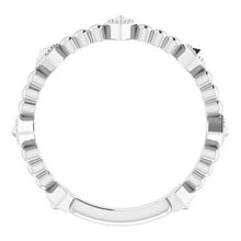 Charger l'image dans la galerie, Sterling Silver Stackable Pyramid Ring
