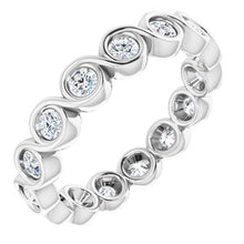 Charger l&#39;image dans la galerie, Bezel-Set Eternity Band
