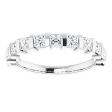 Charger l&#39;image dans la galerie, 14K White 1 CTW Diamond Anniversary Band
