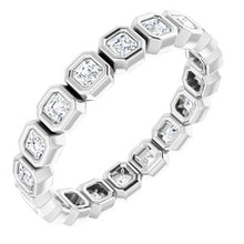 Charger l&#39;image dans la galerie, Bezel-Set Eternity Band  
