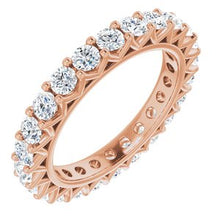 Charger l&#39;image dans la galerie, 14K Rose 1 1/2 CTW Diamond Eternity Band Taille 6
