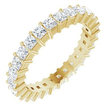 Charger l&#39;image dans la galerie, 14K Jaune 1 3/8 CTW Diamond Eternity Band Taille 5
