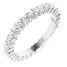 Charger l&#39;image dans la galerie, Platinum 1 1/8 CTW Diamond Square Eternity Band Taille 6

