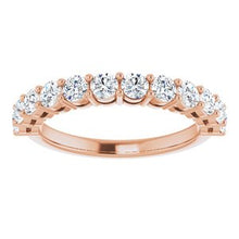 Charger l&#39;image dans la galerie, 14K Rose 1 CTW Diamond Anniversary Band
