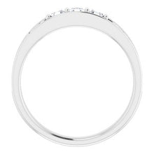 Charger l&#39;image dans la galerie, Bague de défilement à trois pierres en diamant blanc 1/2 CTW 14K
