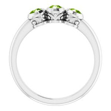 Charger l&#39;image dans la galerie, Sterling Silver Peridot Three-Stone Bezel-Set Ring
