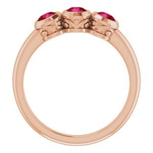 Charger l&#39;image dans la galerie, Bague sertie de trois pierres en rubis rose 14 carats
