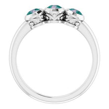 Charger l&#39;image dans la galerie, Bague sertie de trois pierres en argent sterling et Alexandrite
