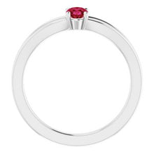Charger l'image dans la galerie, Sterling Silver Imitation Ruby Solitaire Youth Ring
