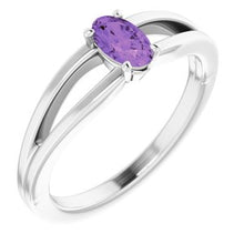 Load image into Gallery viewer, Sterling Silver Imitation Amethyst Solitaire Youth Ring
