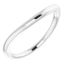 Charger l'image dans la galerie, Sterling Silver Band for 10 mm Cushion Ring
