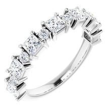 Charger l&#39;image dans la galerie, 14K Blanc 1 1/3 CTW Diamond Anniversary Band
