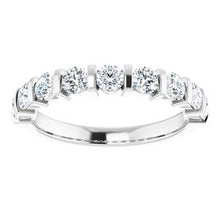 Charger l&#39;image dans la galerie, Bague anniversaire platine 3/4 CTW diamant
