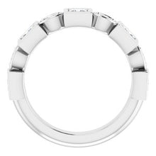 Charger l&#39;image dans la galerie, Bande d&#39;anniversaire en diamant 14K blanc 9/10 CTW
