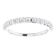 Charger l&#39;image dans la galerie, Jonc anniversaire platine 5/8 CTW Diamond
