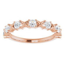 Charger l&#39;image dans la galerie, 14K Rose 3/4 CTW Diamond Anniversary Band
