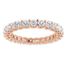 Charger l&#39;image dans la galerie, 14K Rose 1 1/2 CTW Diamond Eternity Band
