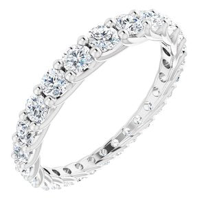 Platinum 1 1/3 CTW Diamant Graduate Eternity Band Taille 7