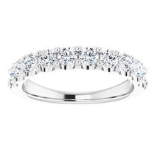 Charger l&#39;image dans la galerie, 14K White 1 CTW Diamond Anniversary Band
