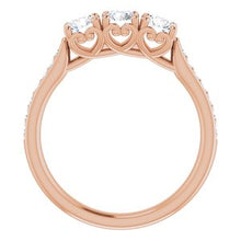 Charger l&#39;image dans la galerie, 14K Rose 9/10 CTW Diamond Anniversary Band
