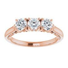 Charger l&#39;image dans la galerie, 14K Rose 4.1 mm rond 7/8 CTW diamant anniversaire bande
