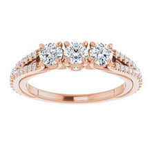 Charger l&#39;image dans la galerie, 14K Rose 7/8 CTW Diamond Anniversary Band
