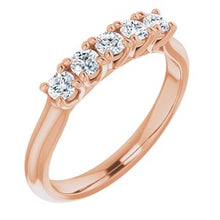 Charger l&#39;image dans la galerie, 14K Rose 9/10 CTW Diamond Anniversary Band
