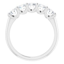 Charger l&#39;image dans la galerie, 14K White 1 CTW Diamond Anniversary Band
