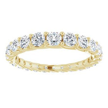 Charger l&#39;image dans la galerie, Bande d&#39;éternité graduée en diamant 14K jaune 1 1/5 CTW taille 5,5
