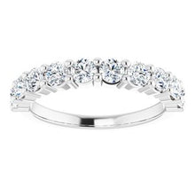 Charger l&#39;image dans la galerie, 14K Blanc 1 1/3 CTW Diamond Anniversary Band
