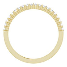 Charger l&#39;image dans la galerie, Bande d&#39;anniversaire en diamant 14K jaune 9/10 CTW
