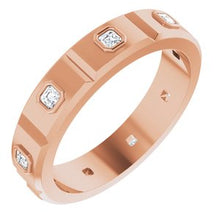Charger l&#39;image dans la galerie, 14K Rose 3/8 CTW Mens Diamond Ring
