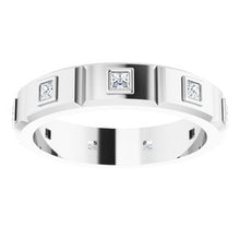 Load image into Gallery viewer, Platinum 1/2 CTW Mens Diamond Ring Size 12
